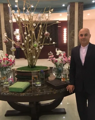 عکس چهارم مجید رضایی مدیر مدرن در هتل میراژ کیش